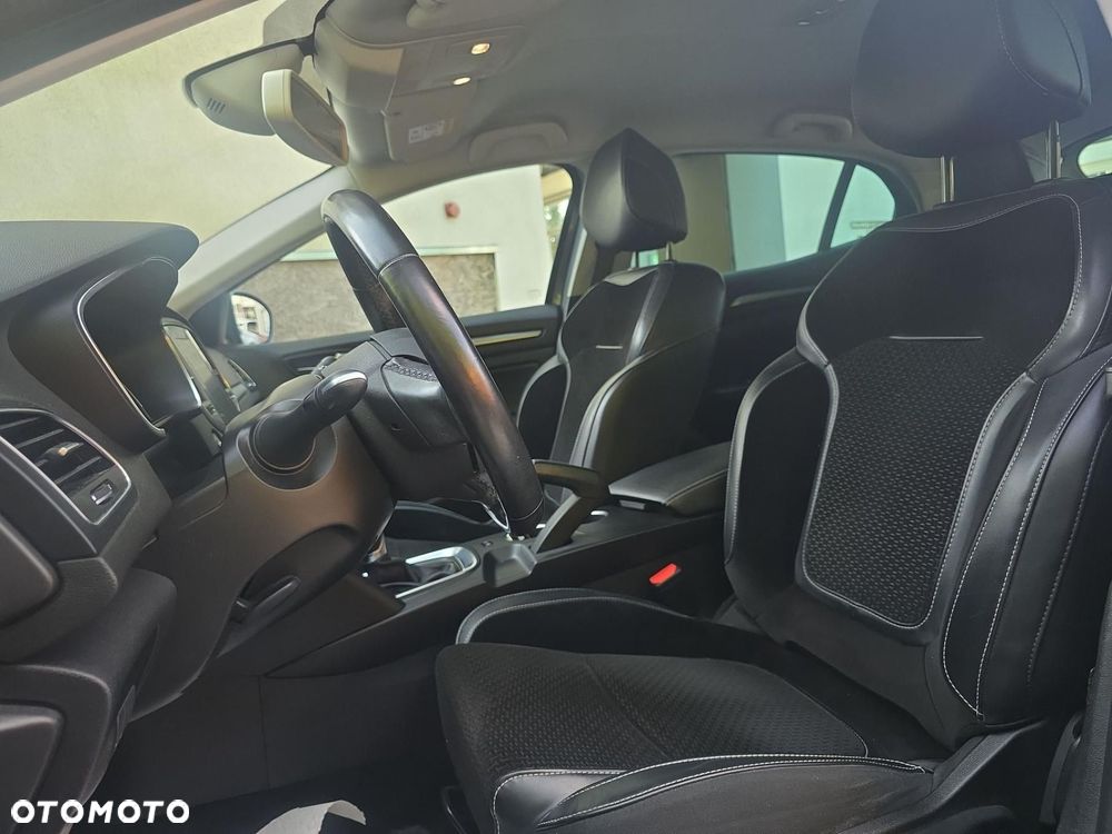 Renault Megane 1.3 TCe FAP Limited EDC - 12