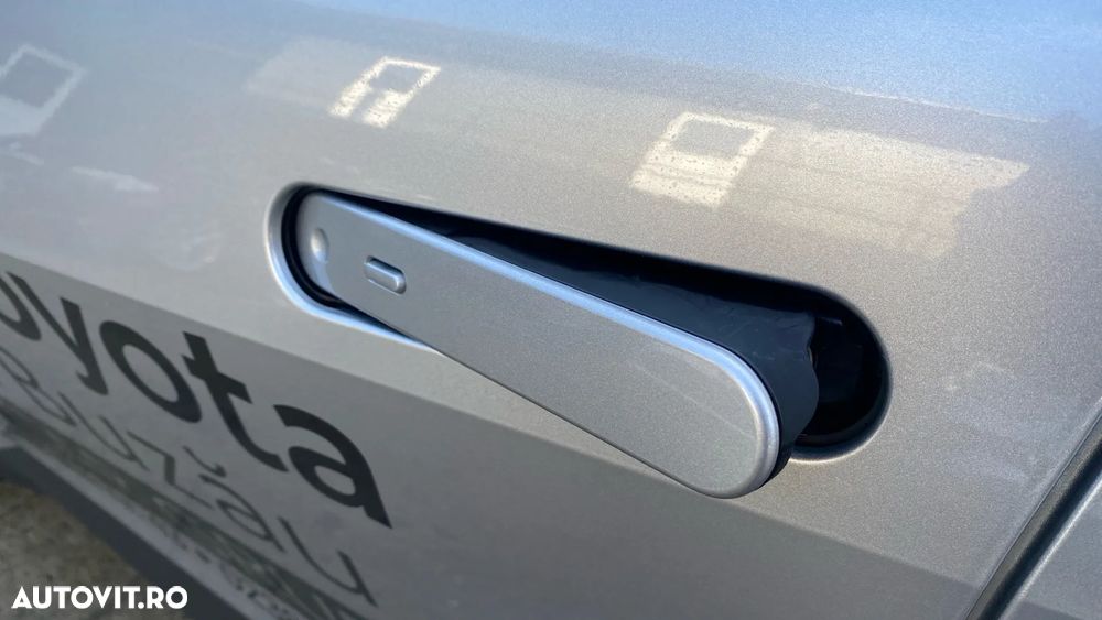 Toyota C-HR 1.8 HEV 140 CP 4x2 CVT Exclusive - 22