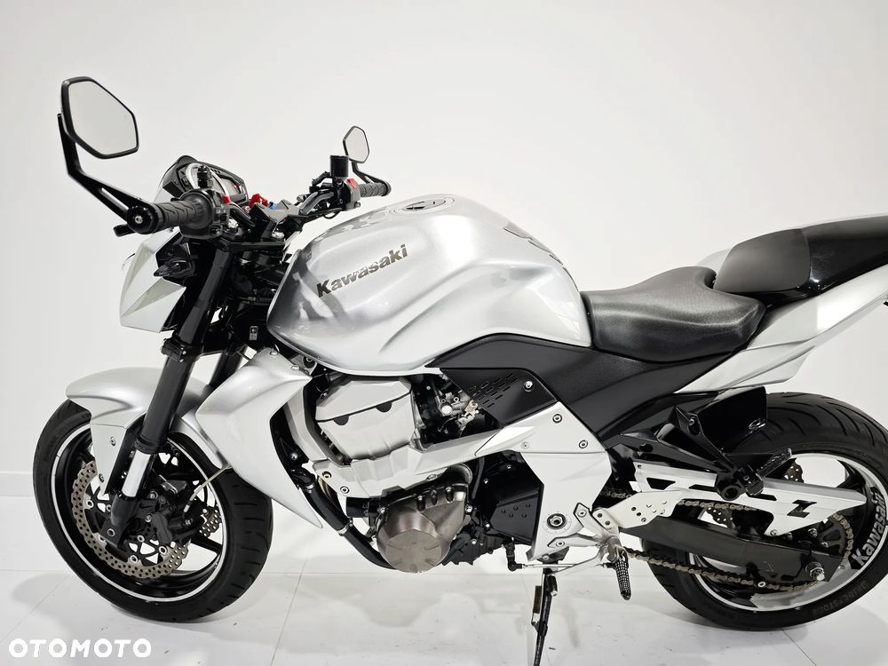 Kawasaki Z - 12