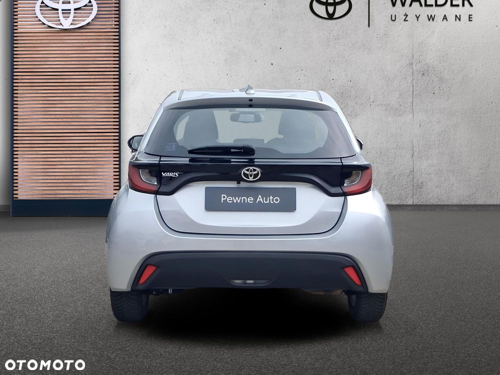Toyota Yaris 1.5 Comfort - 4
