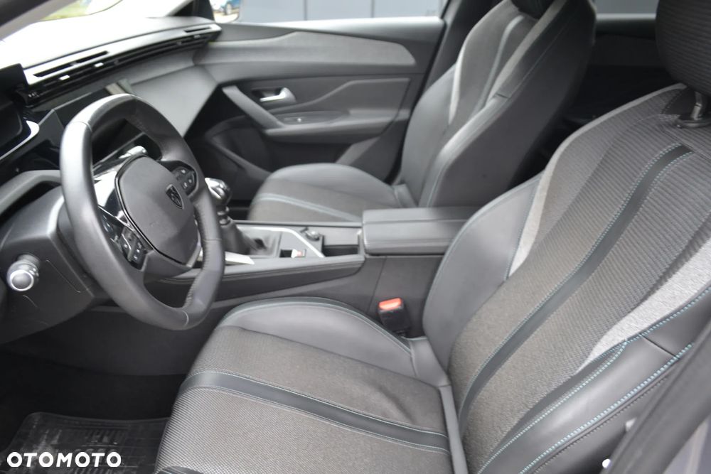 Peugeot 308 1.5 BlueHDi Allure S&S - 26