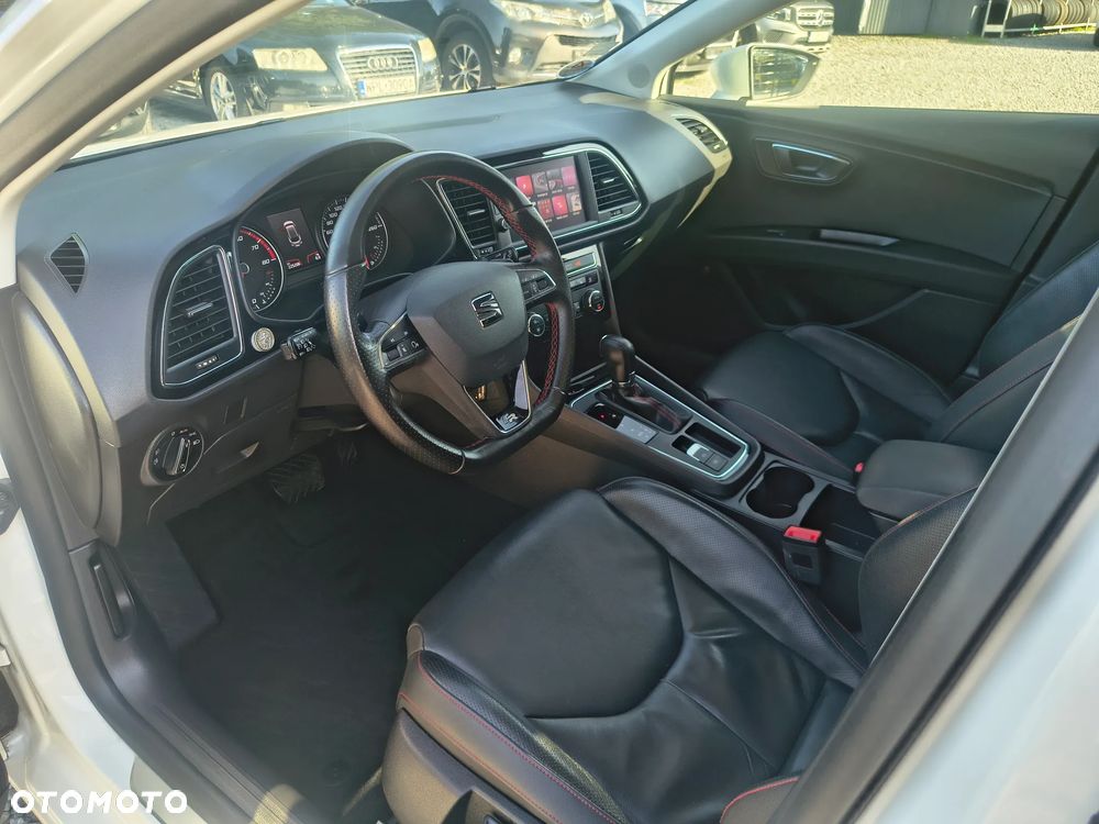 Seat Leon 1.5 eTSI OPF DSG FR Black Edition - 16