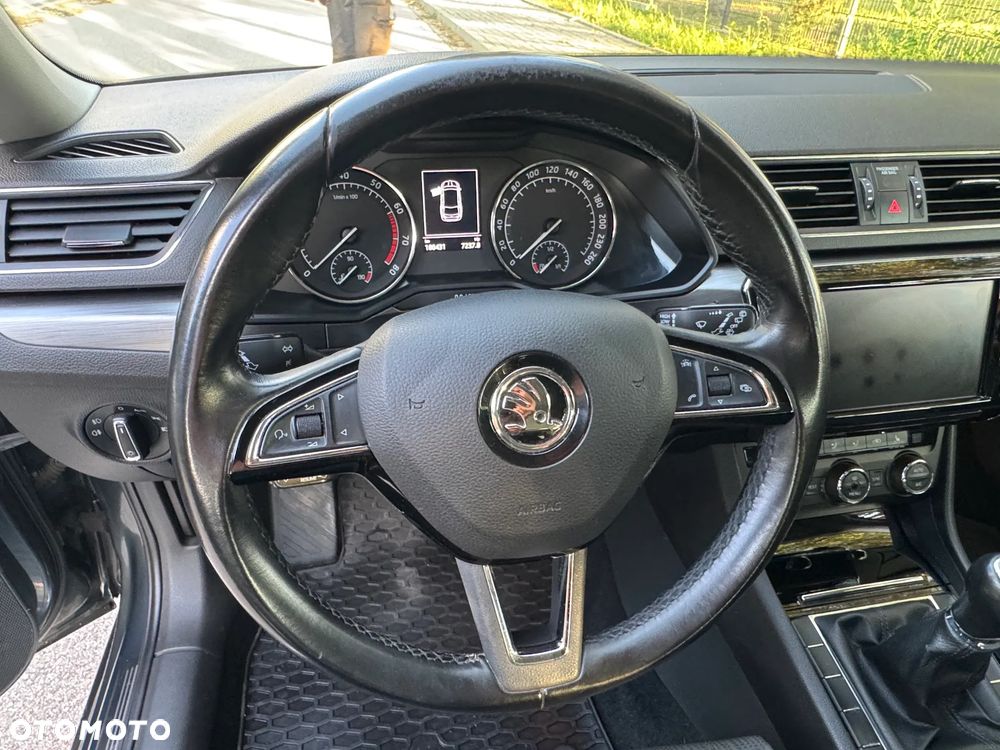 Skoda Superb - 21