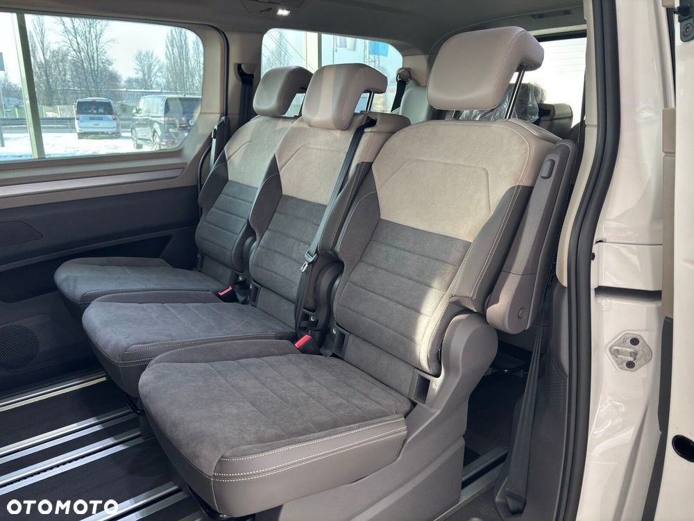 Volkswagen multivan EDITION L2 2.0 TDI 150 KM 7-DSG 8m - 15