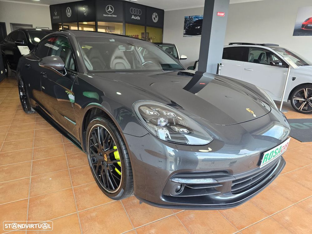 Porsche Panamera 4 E-Hybrid - 2