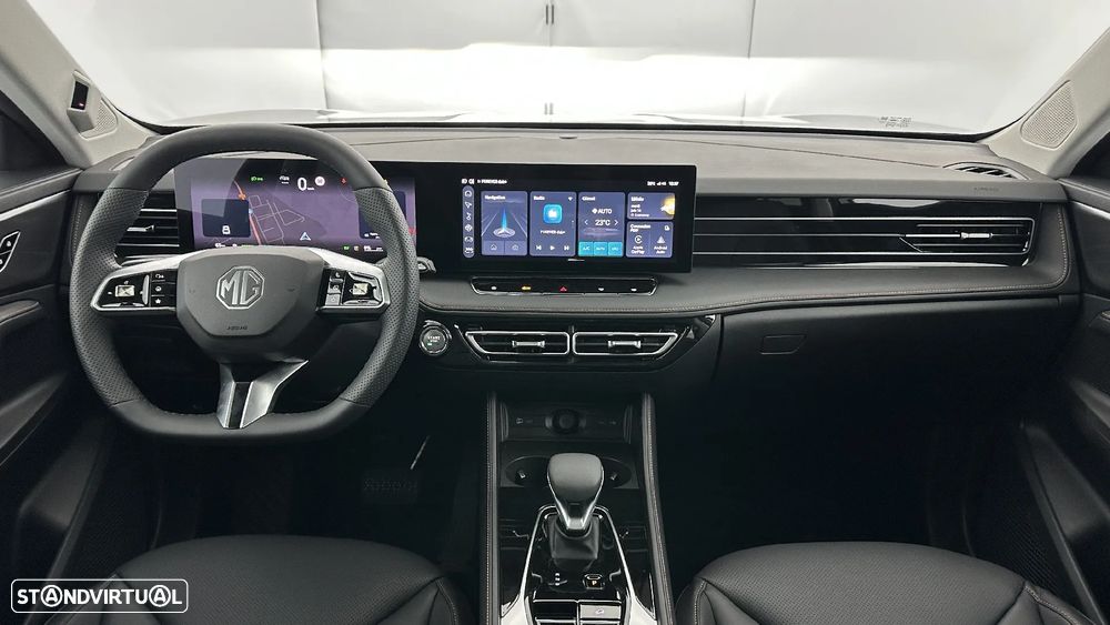 MG HS 1.5 T Luxury AT - 21