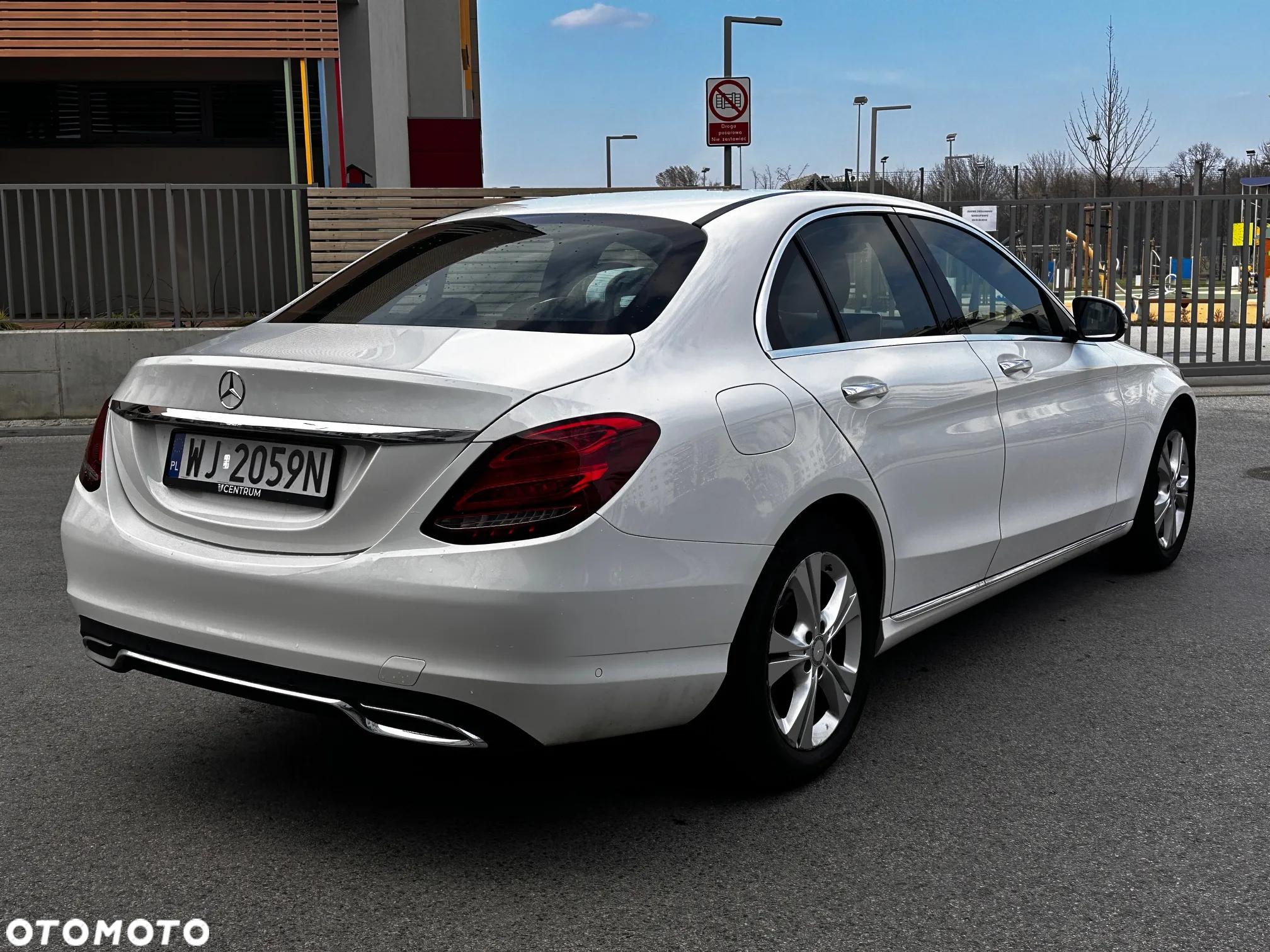 Mercedes-Benz Klasa C 200 4-Matic 7G-TRONIC - 6