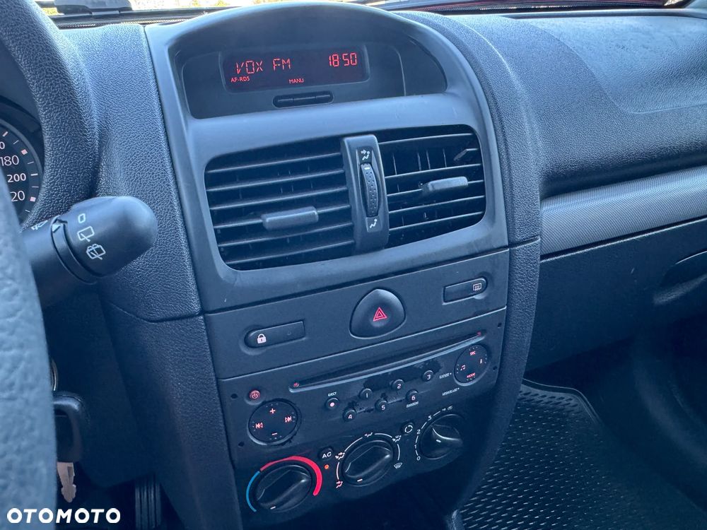 Renault Clio 1.2 Campus Authentique - 22