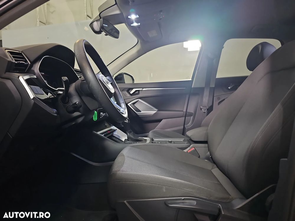 Audi Q3 45 TFSIe S tronic - 24