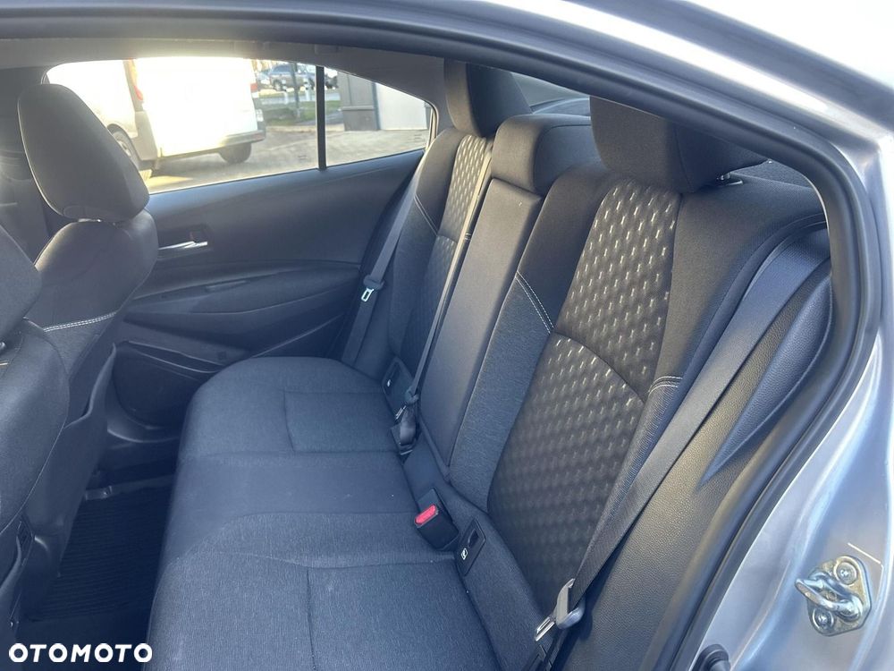 Toyota Corolla 1.8 Hybrid Comfort - 13