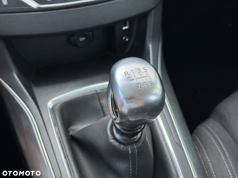 Peugeot 308 1.6 e-HDi Active S&S - 35