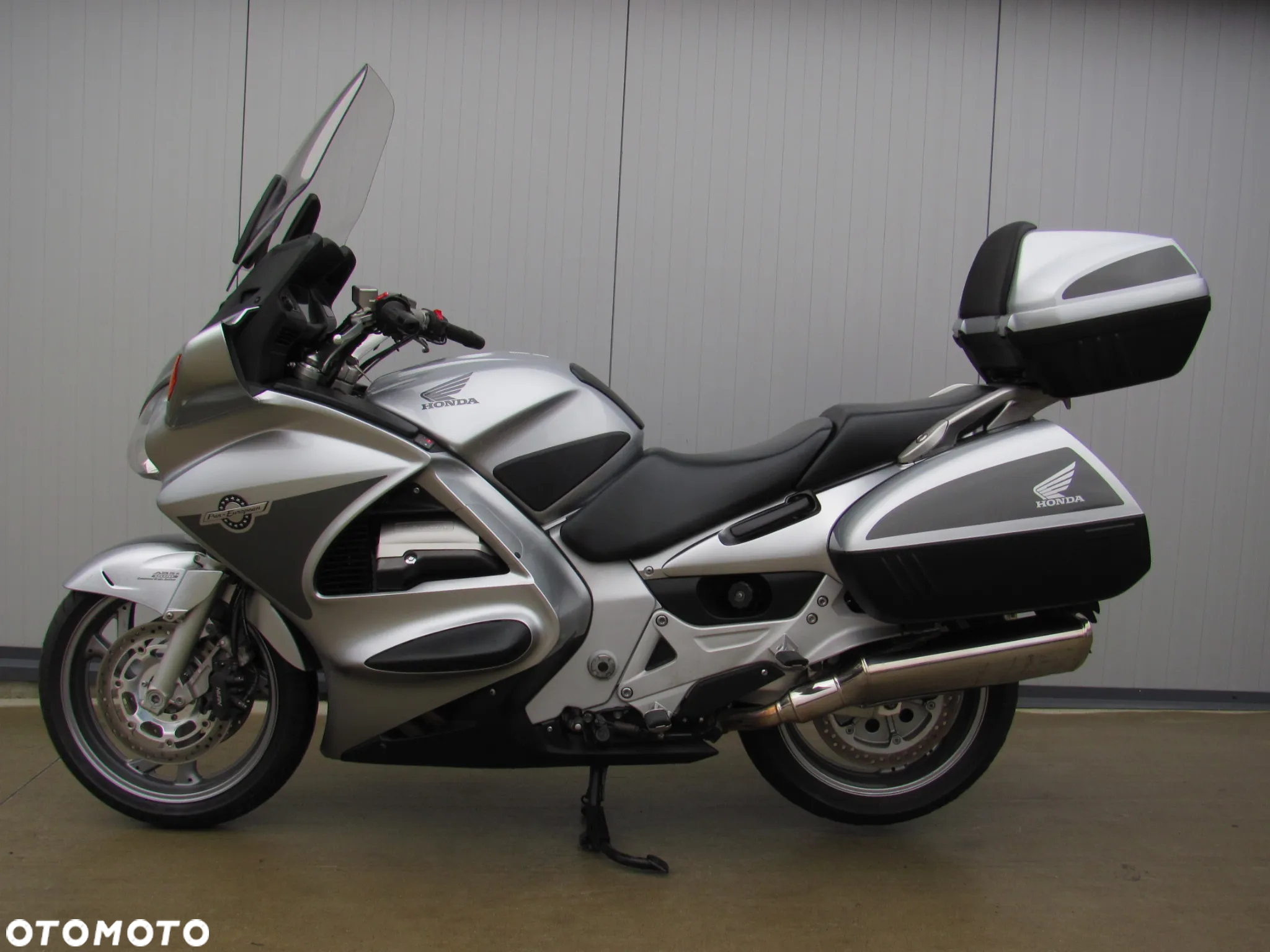 Honda ST - 19