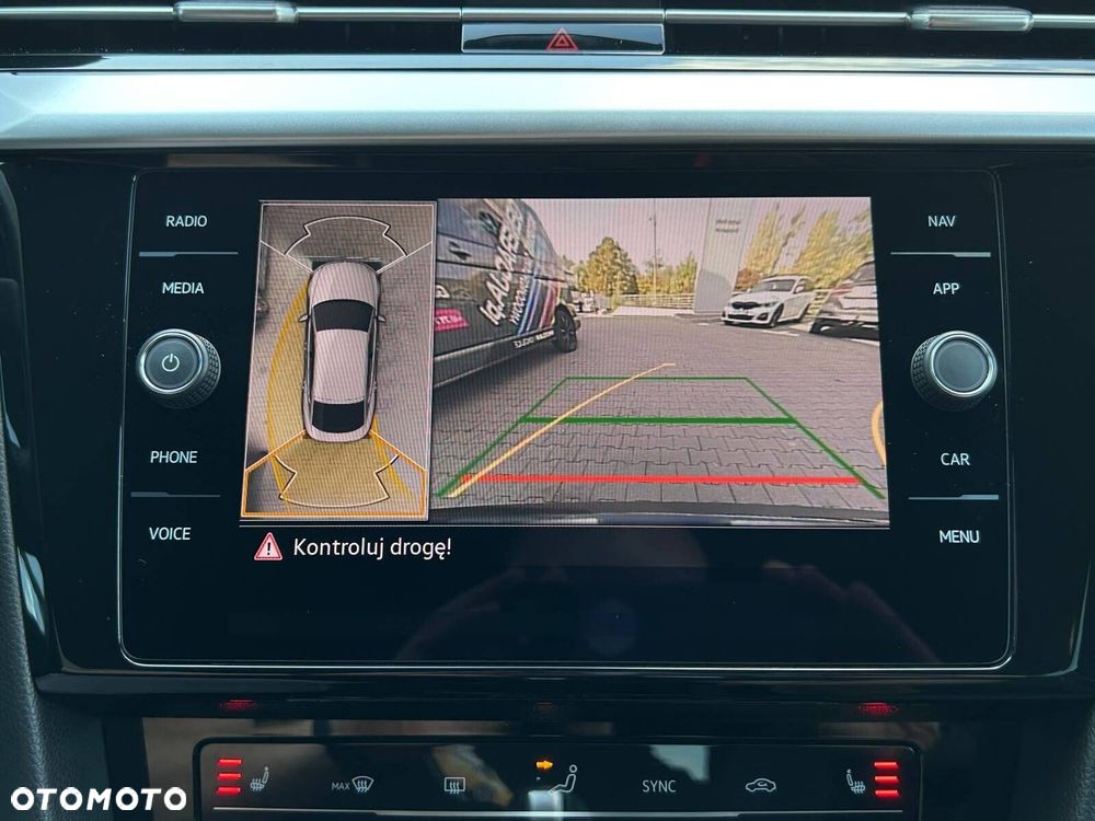 Volkswagen Arteon 2.0 TDI 4Motion R-Line DSG - 29