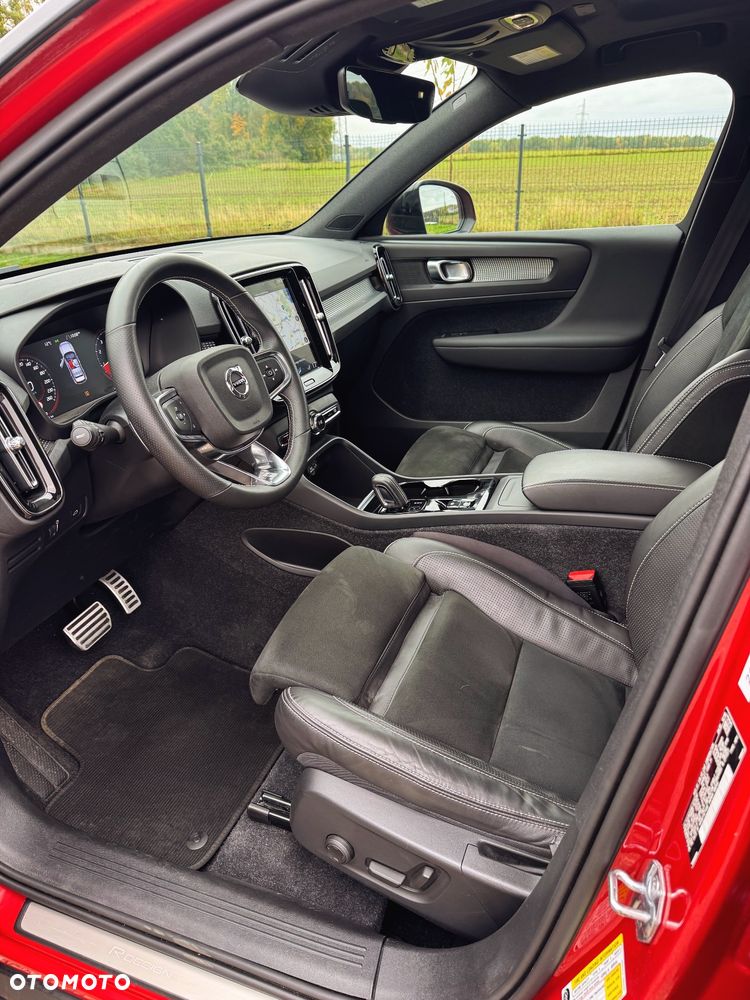 Volvo XC 40 T5 AWD R-Design (Intro Edition) - 8