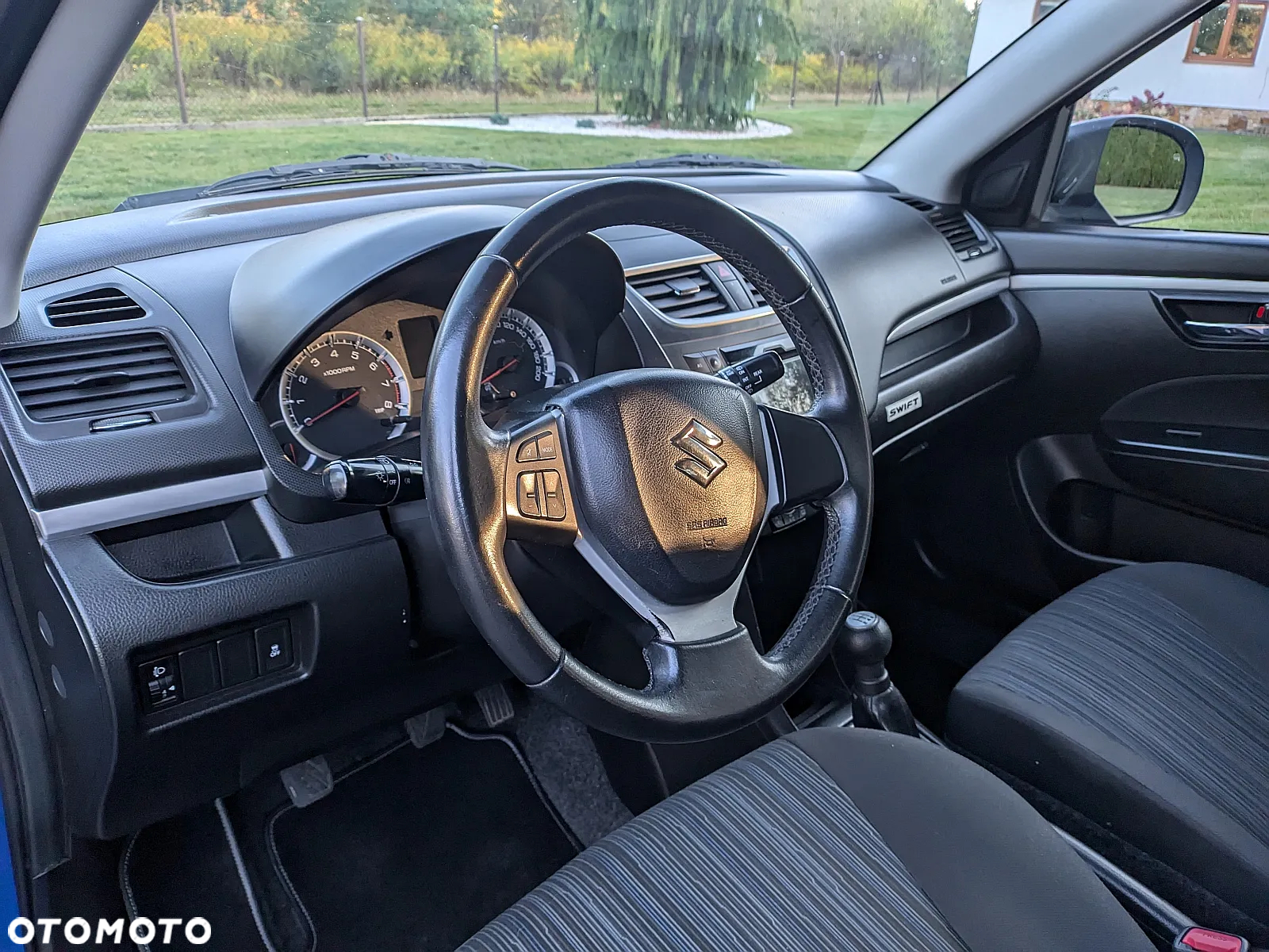 Suzuki Swift 1.2 Club - 12