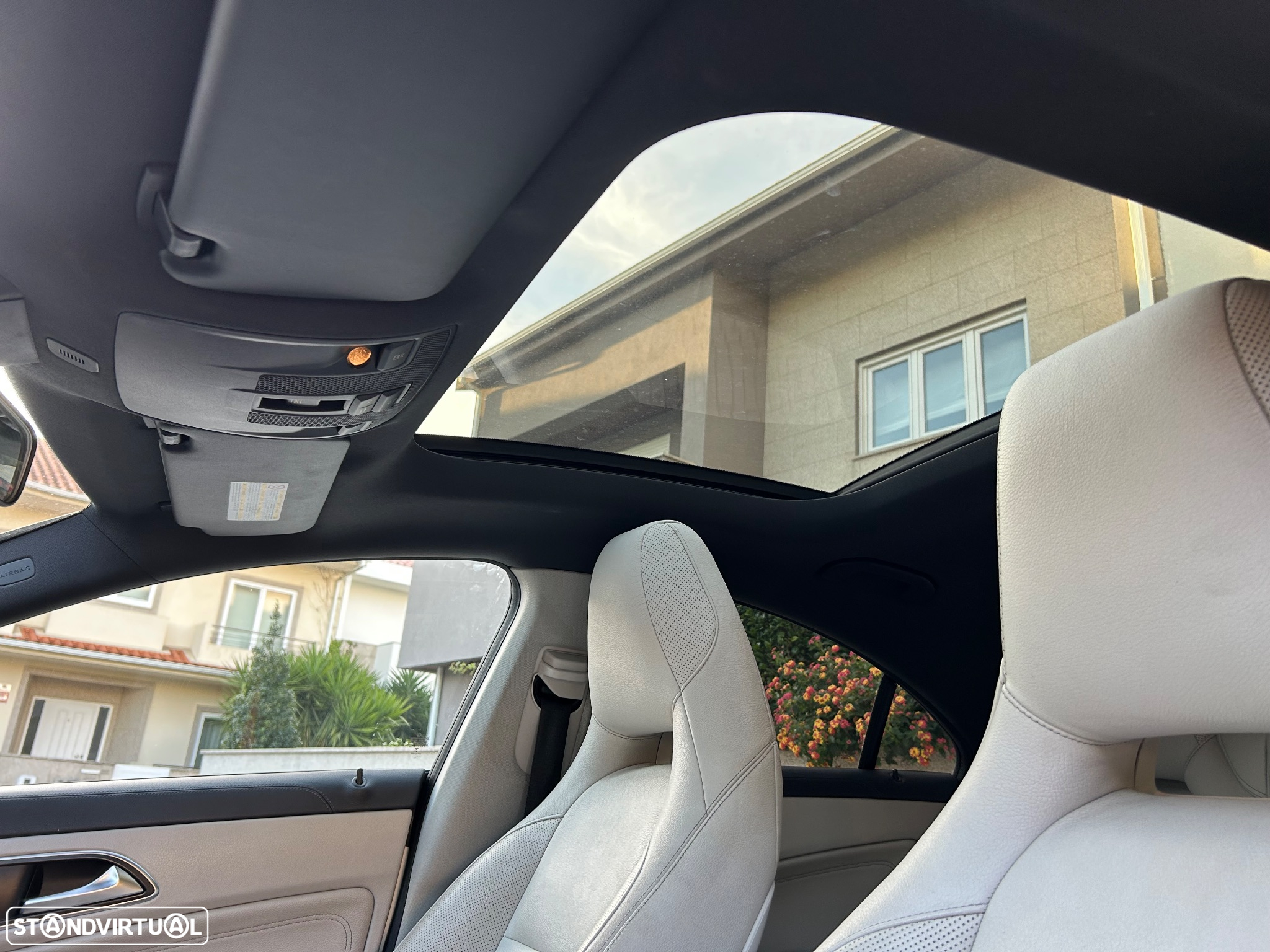 Mercedes-Benz CLA 220 - 20