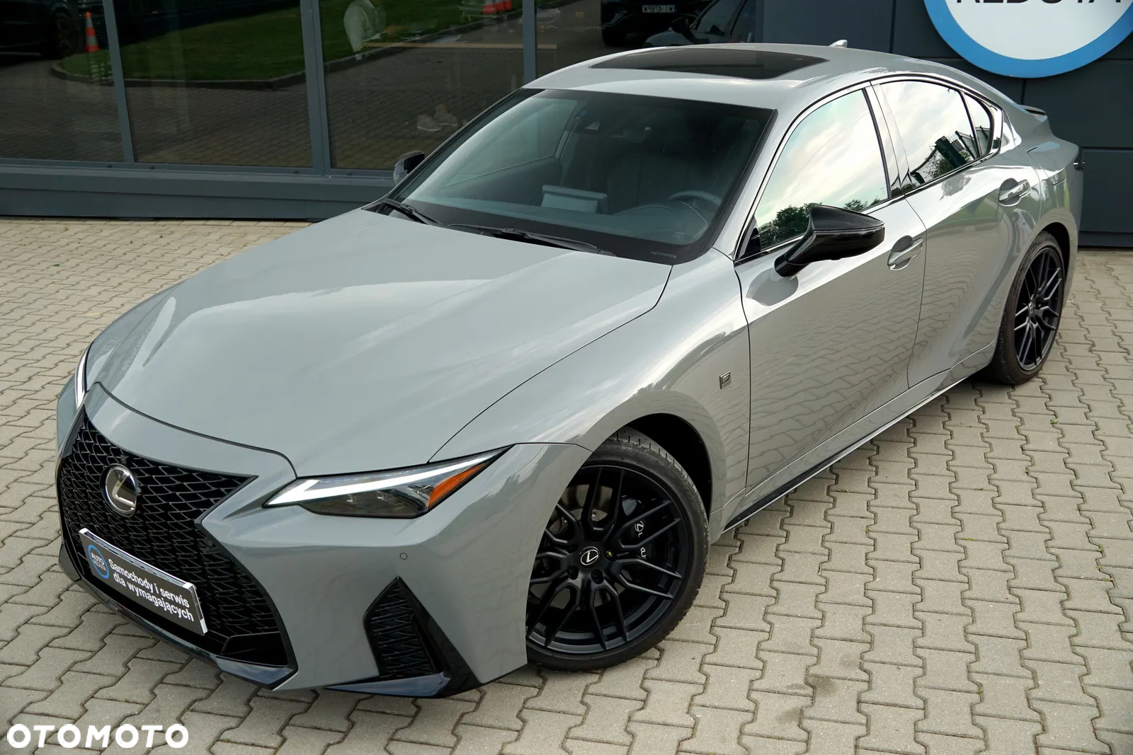 Lexus Inny - 3