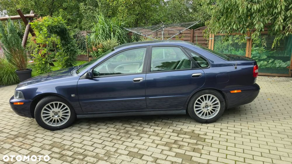 Volvo S40 2.0 - 22