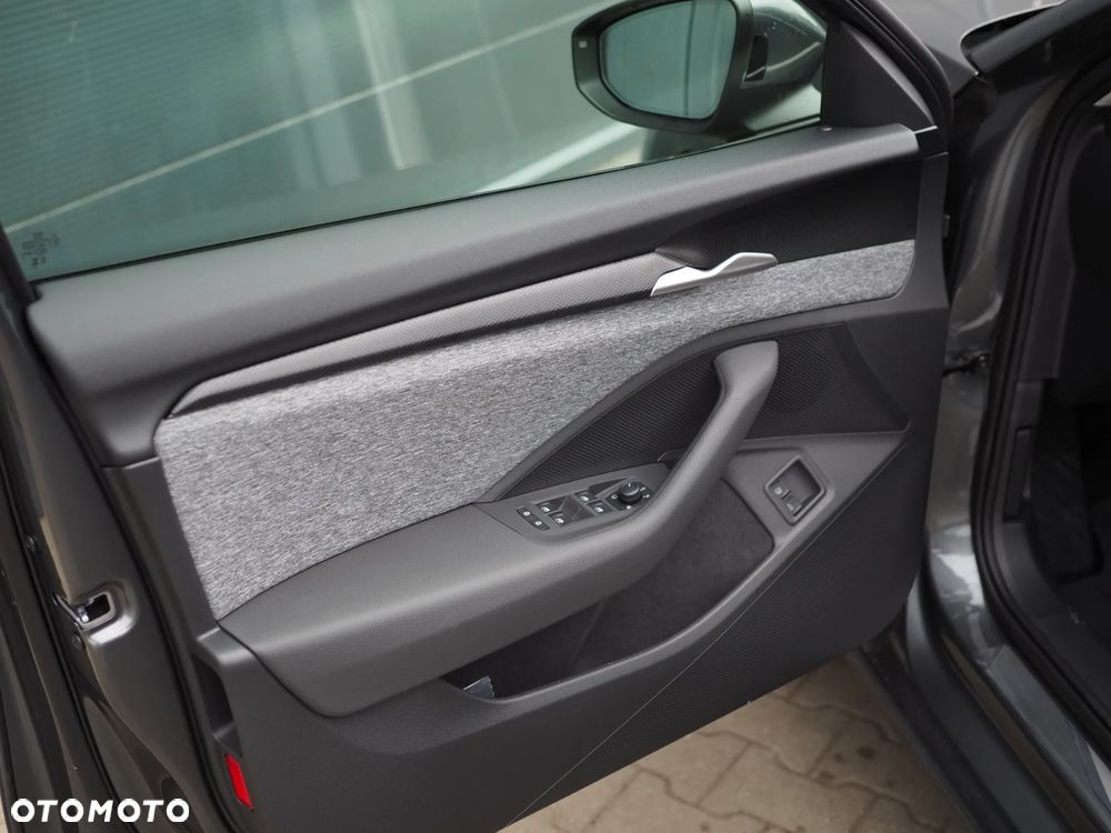 Skoda Superb 2.0 TSI Drive DSG - 9