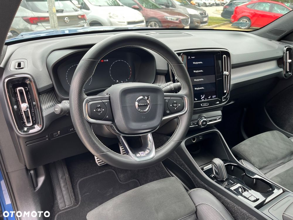 Volvo XC 40 T4 AWD R-Design - 23