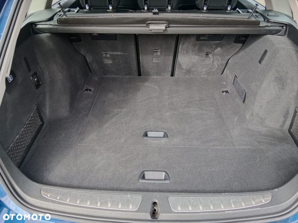 BMW Seria 3 - 30