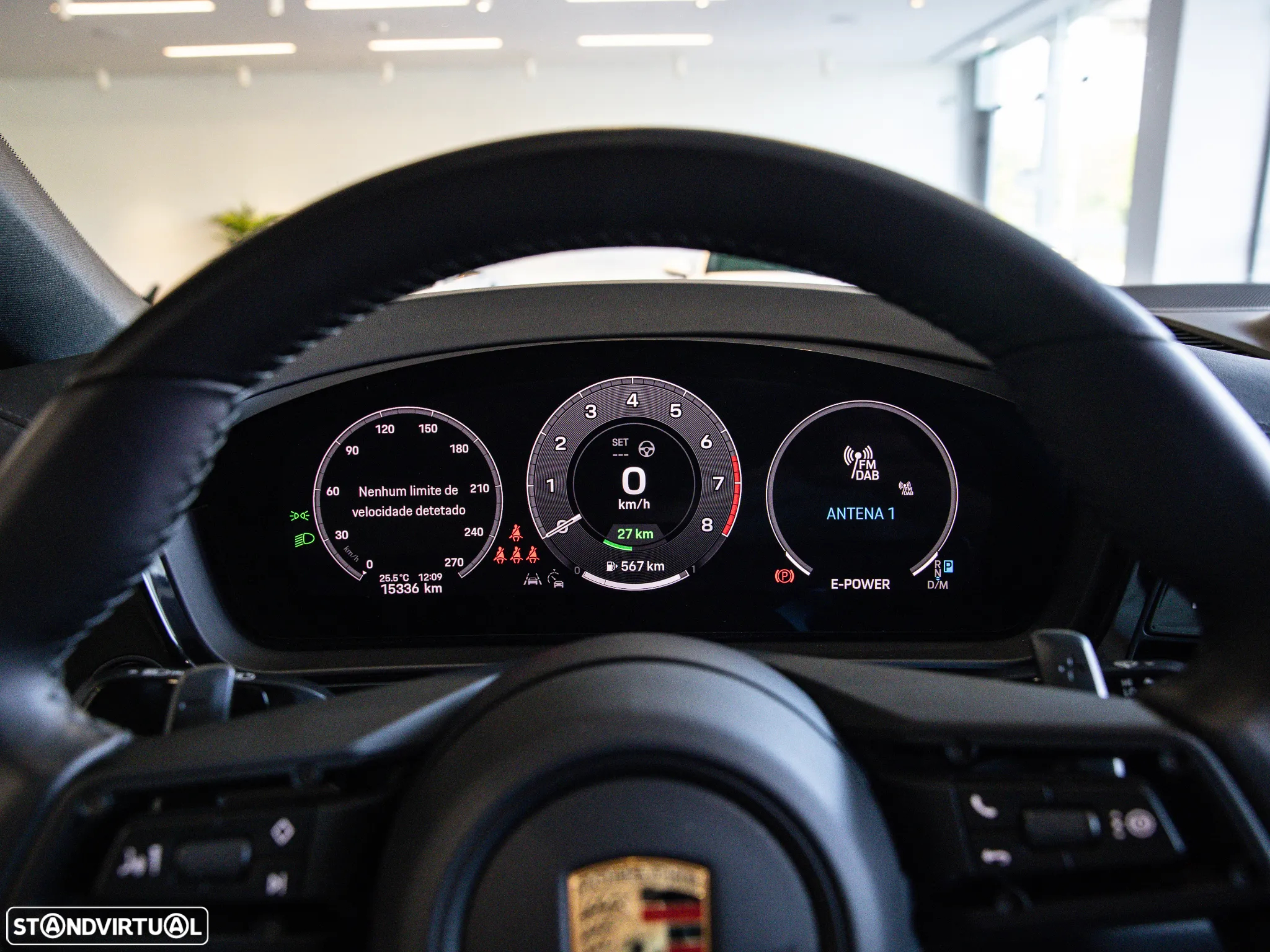 Porsche Cayenne Coupé E-Hybrid - 26