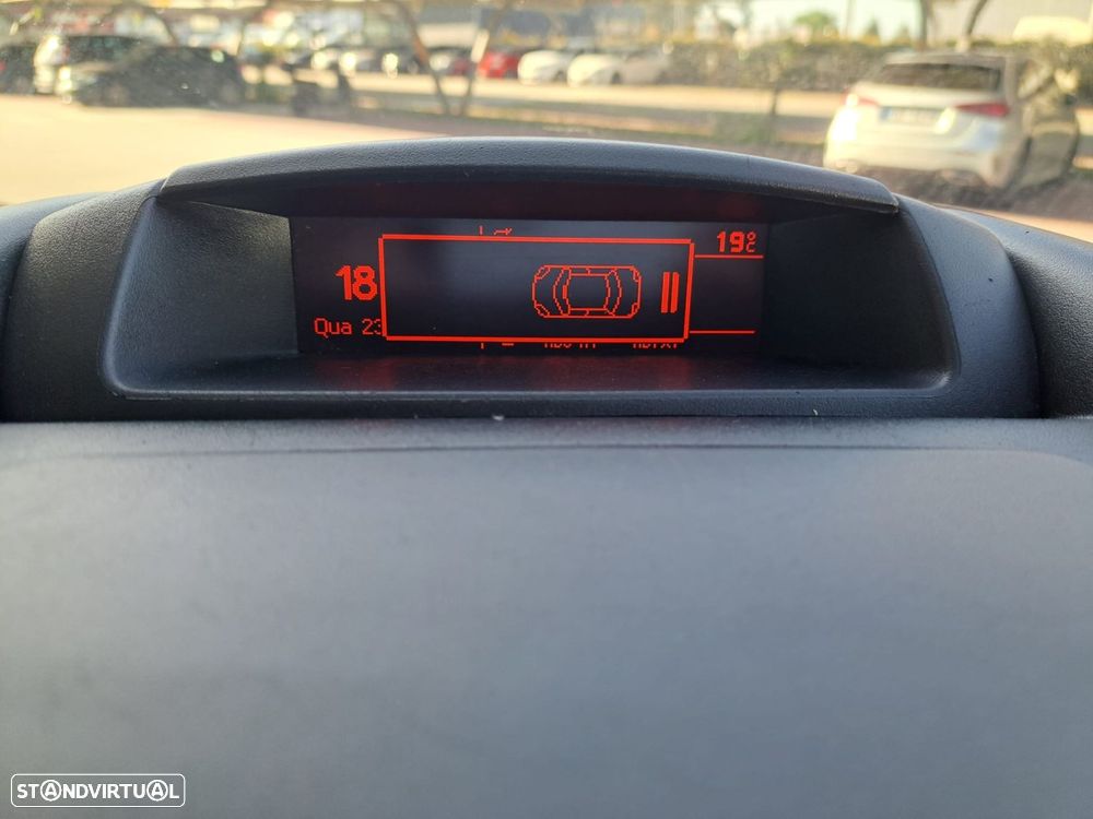 Citroën Berlingo 1.6 BlueHDi Feel Edition ETG6 - 17