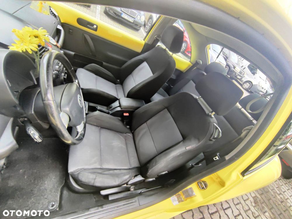 Volkswagen New Beetle 1.4 - 8