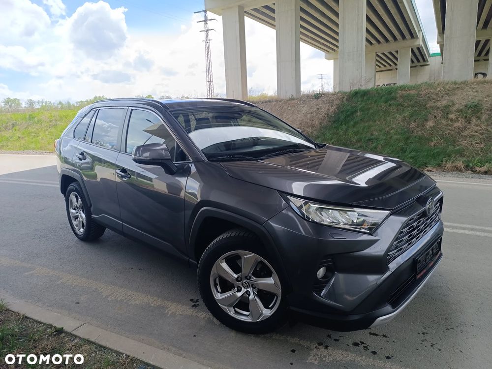 Toyota RAV4 - 3