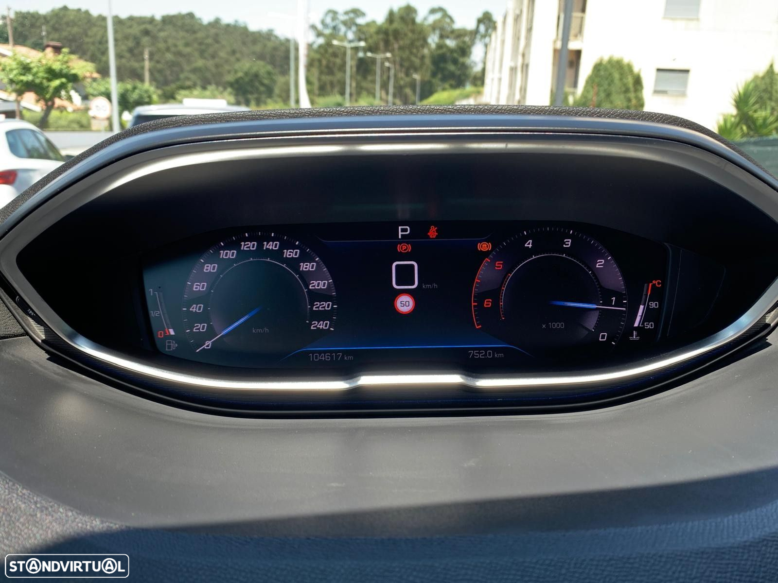Peugeot 3008 1.5 BlueHDi Allure Pack EAT8 - 20