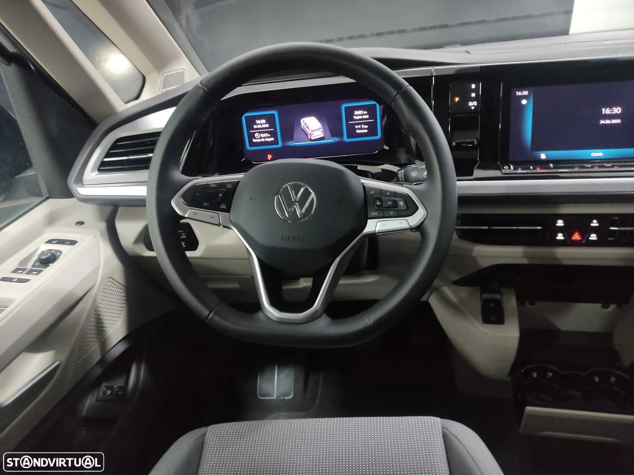 VW Multivan 1.5 TSI e-Hybrid Style DSG - 10