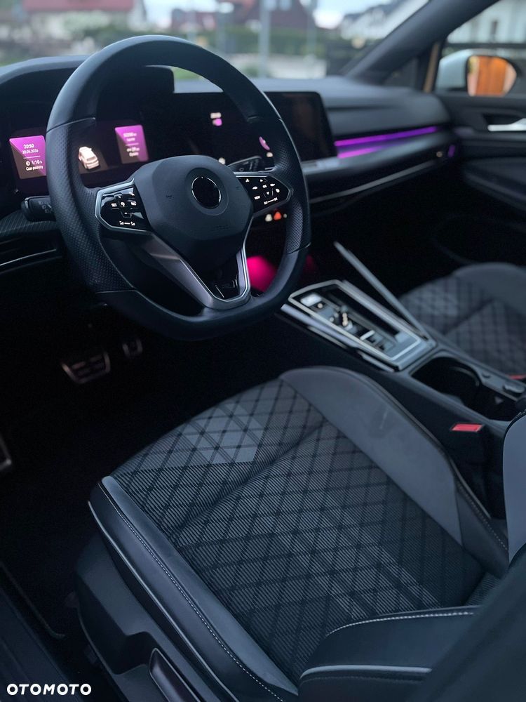 Volkswagen Golf 1.5 eTSI R-Line DSG - 7