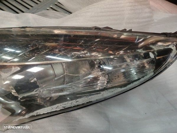 Farol Frente Esquerdo / Otica Esquerda Renault Megane Iii Grandtour (K - 7