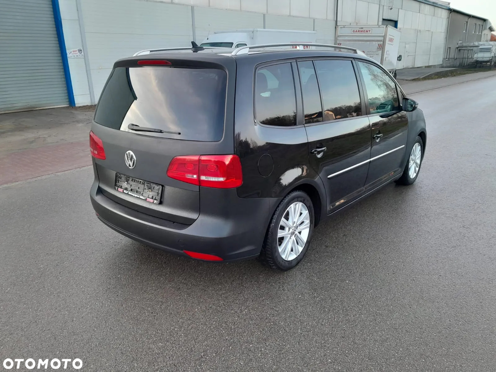 Volkswagen Touran - 3