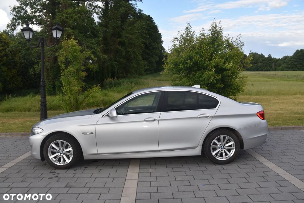 BMW Seria 5 520d - 14