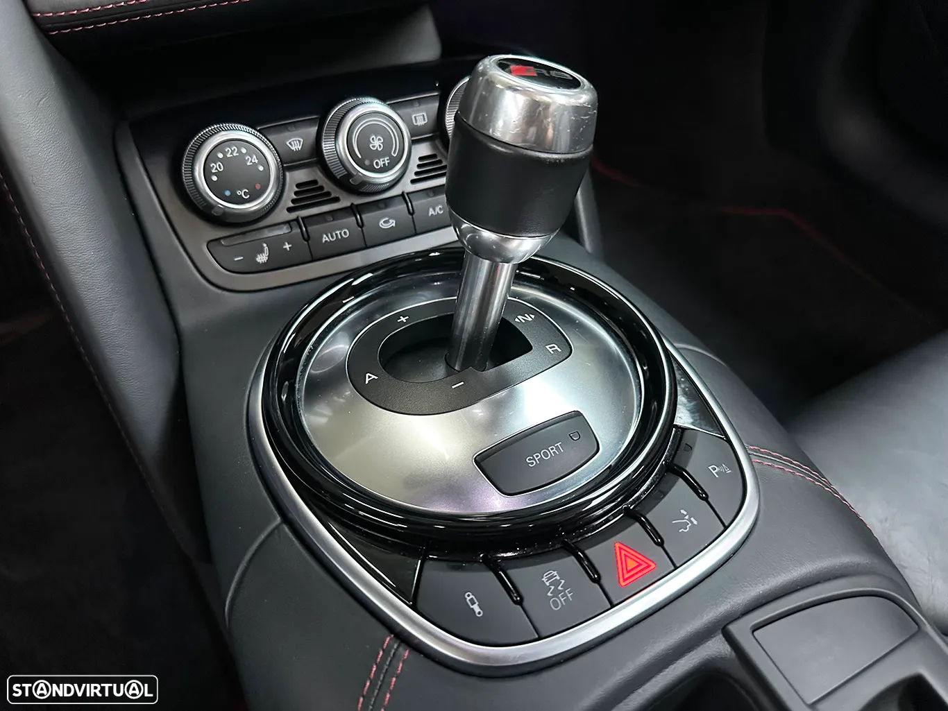 Audi R8 Spyder - 31
