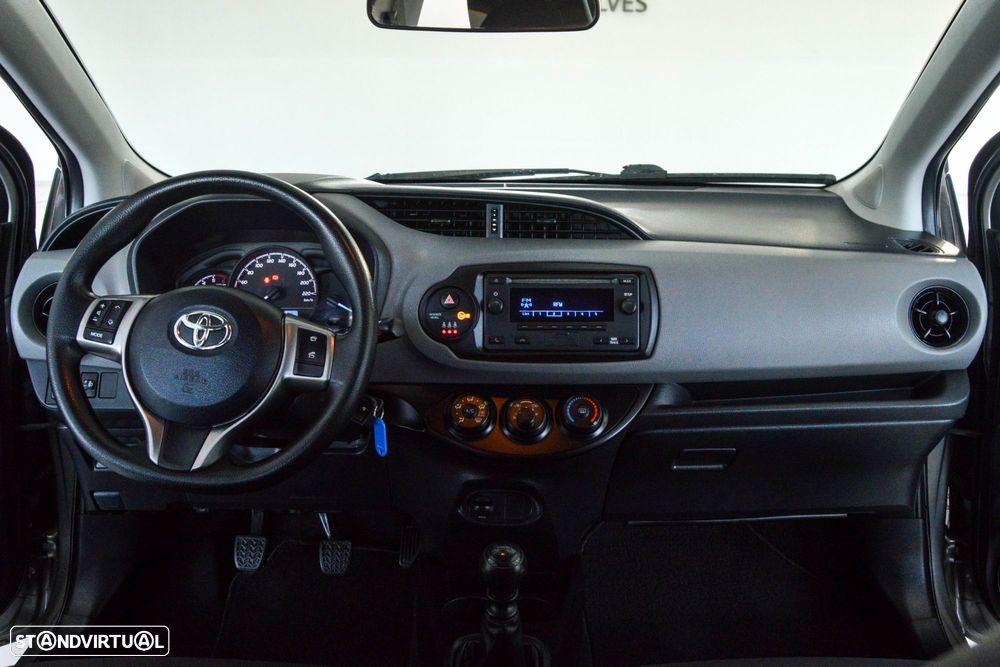 Toyota Yaris 1.4 D-4D ACtive - 7