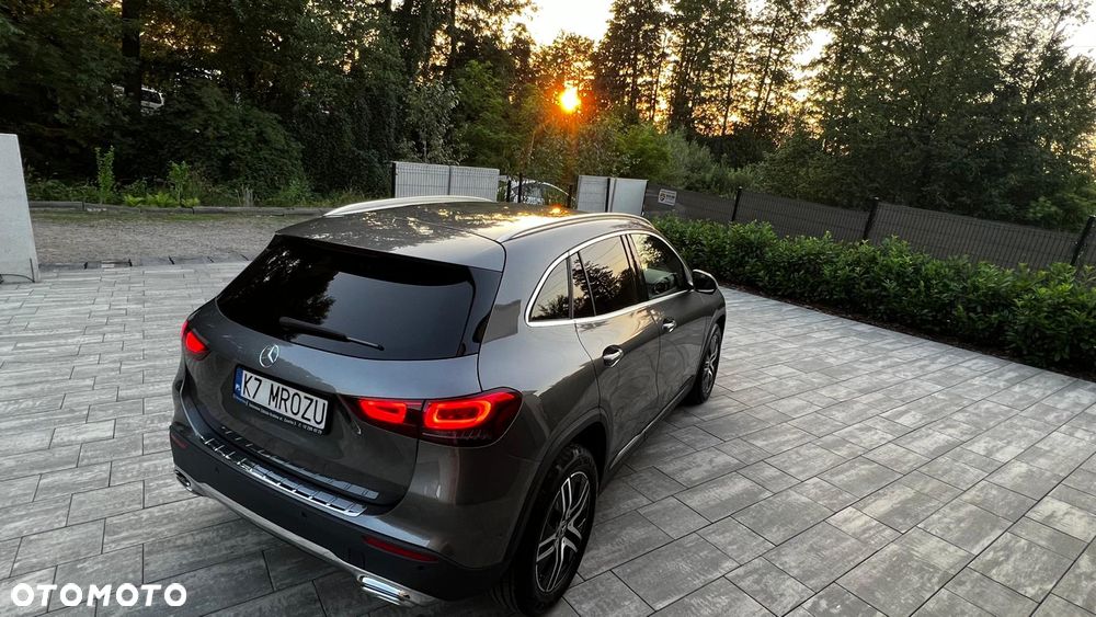 Mercedes-Benz GLA 200 - 15