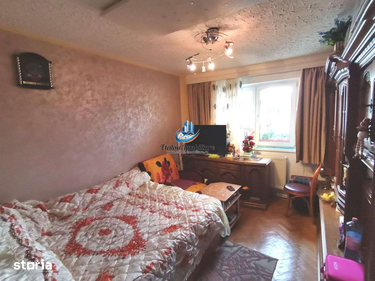 Apartament 2 camere decomandat, etaj 4/4 pod nou, Maratei 1 — fotografia 1