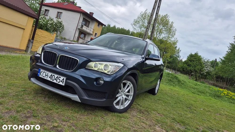 BMW X1 sDrive18d xLine - 13