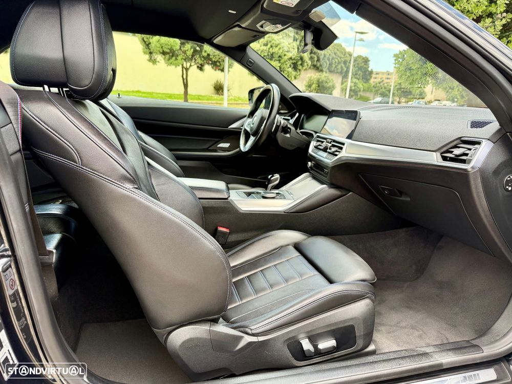 BMW 420 d Desportiva M Auto - 36