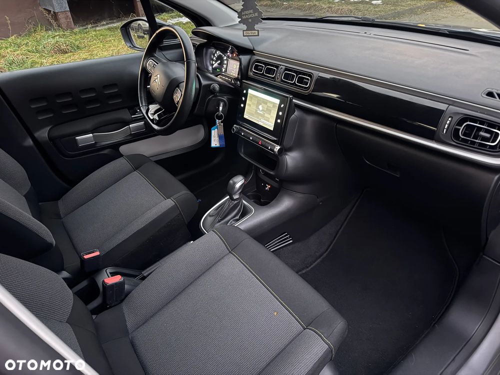 Citroën C3 1.2 PureTech Shine EAT6 - 10