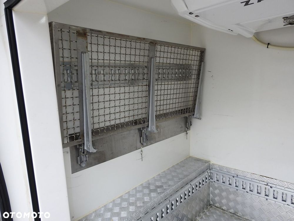 Peugeot BOXER FURGON CHŁODNIA  -5*C DWIE KOMORY  TEMPOMAT KLIMATYZACJA  120KM - 26