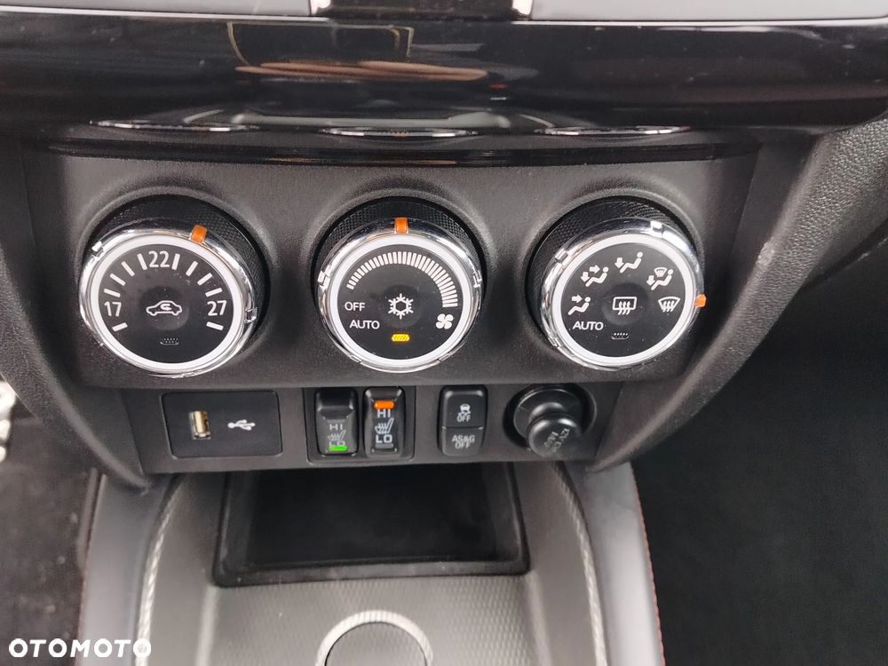 Mitsubishi ASX 1.6 Black Edition - 10