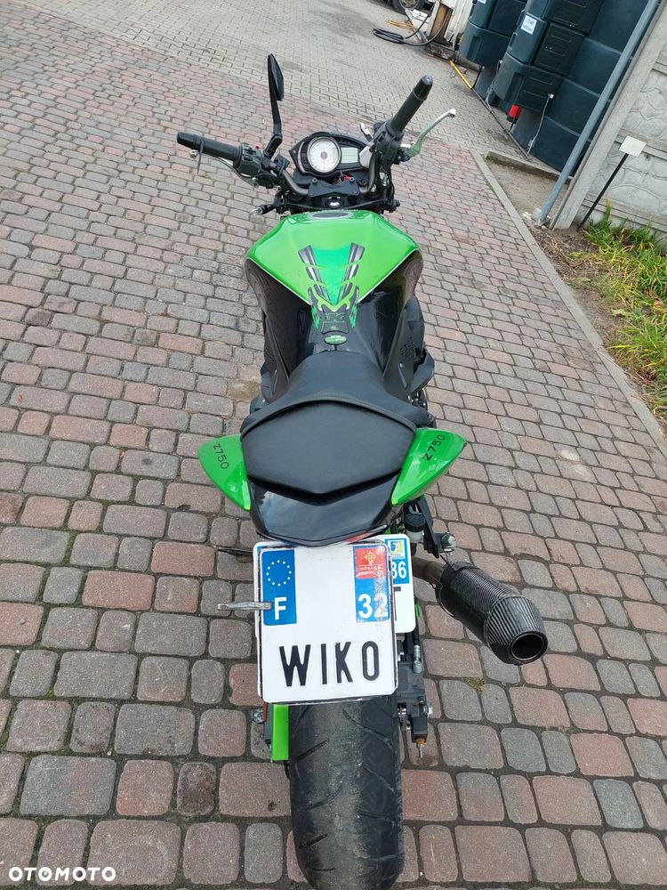 Kawasaki Z - 4
