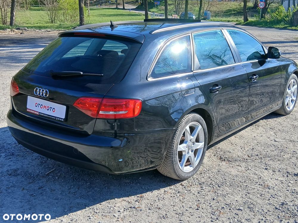 Audi A4 Avant 2.0 TDI DPF Attraction - 6