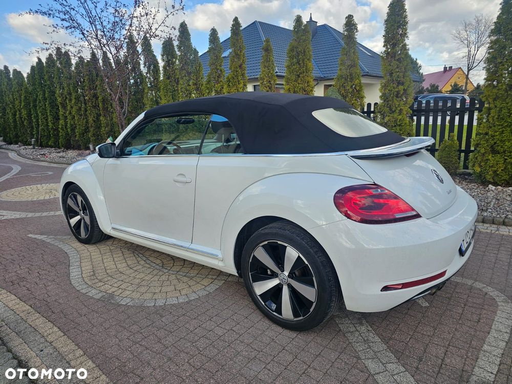Volkswagen Beetle 2.0 TSI DSG Sport - 2