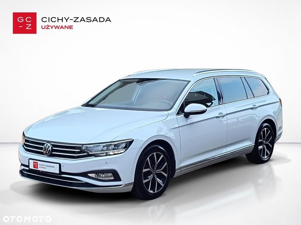 Volkswagen Passat - 1