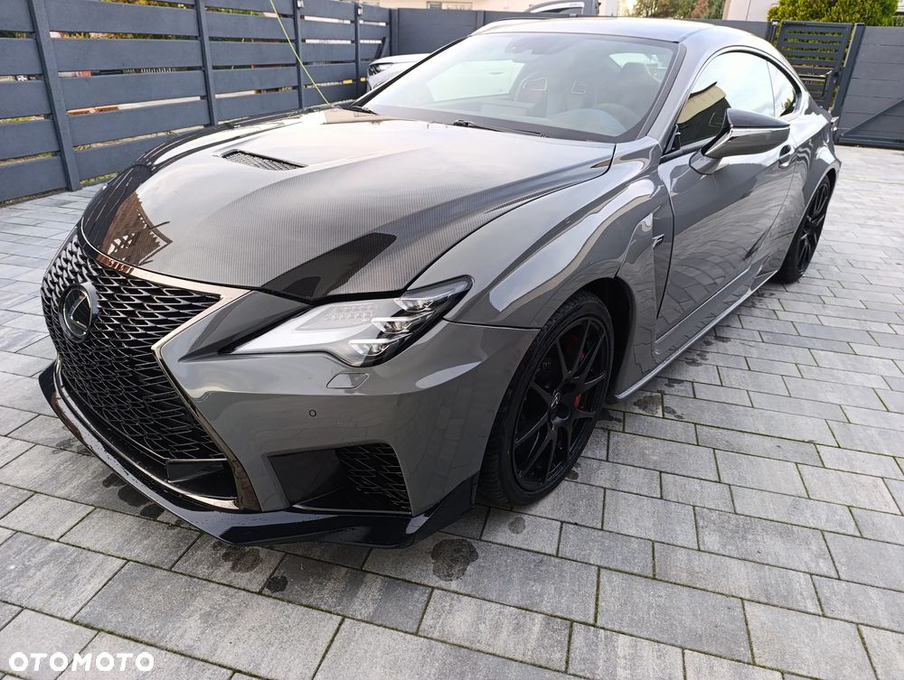 Lexus RC - 1