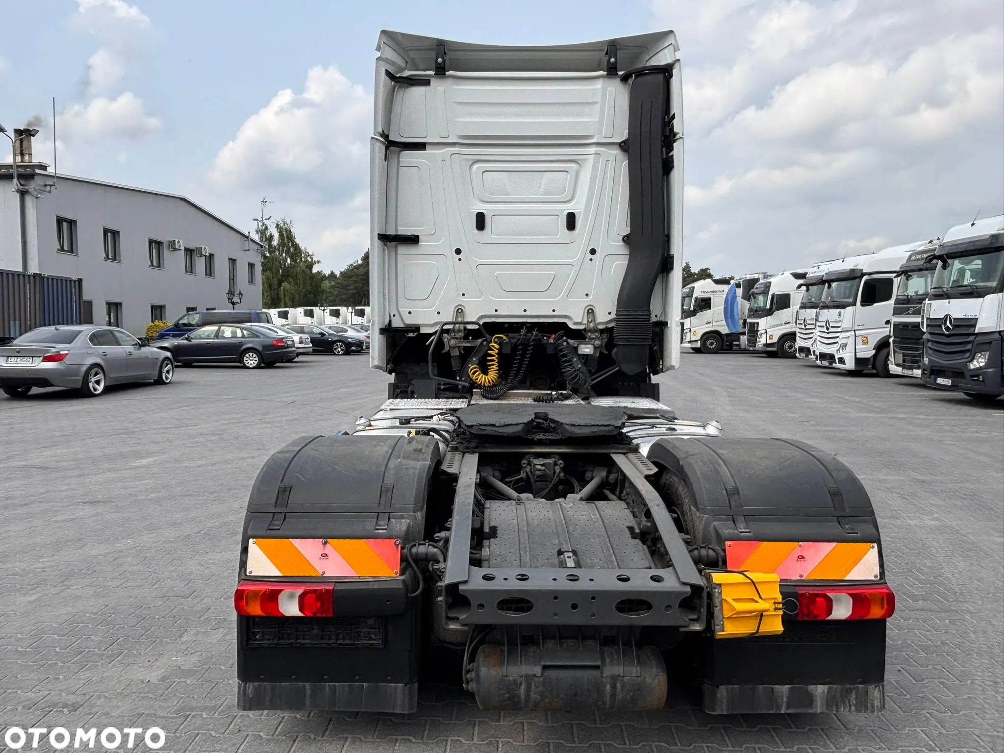 Mercedes-Benz Actros - 4